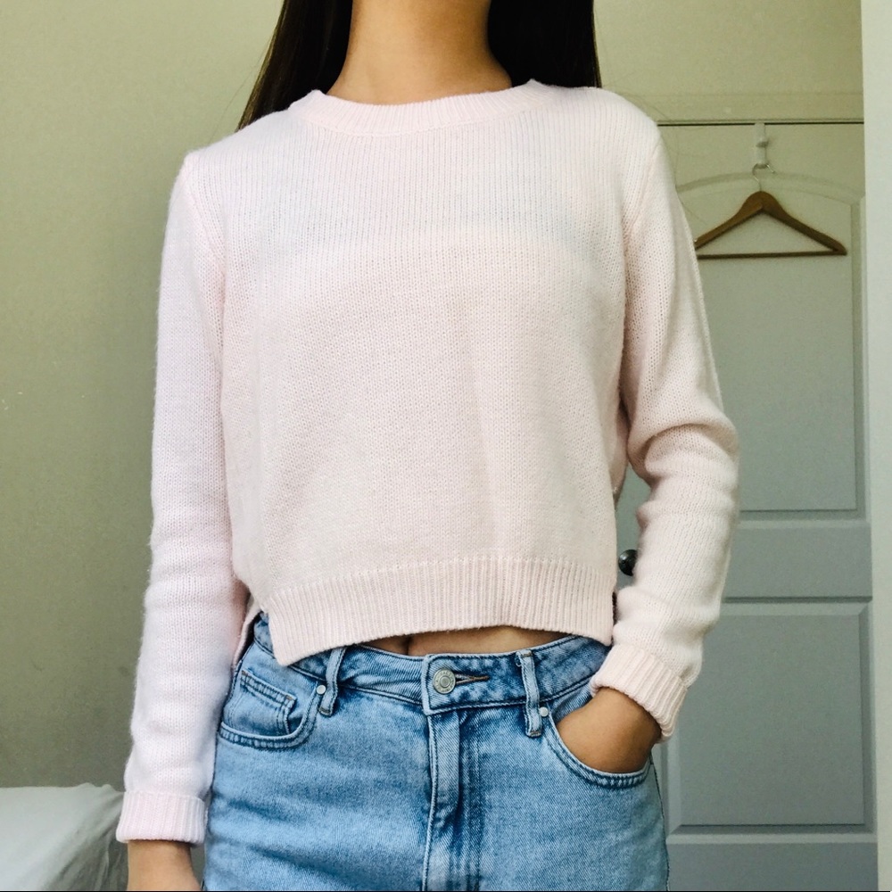 Forever 21 Cropped Baby Pink Sweater Knit
